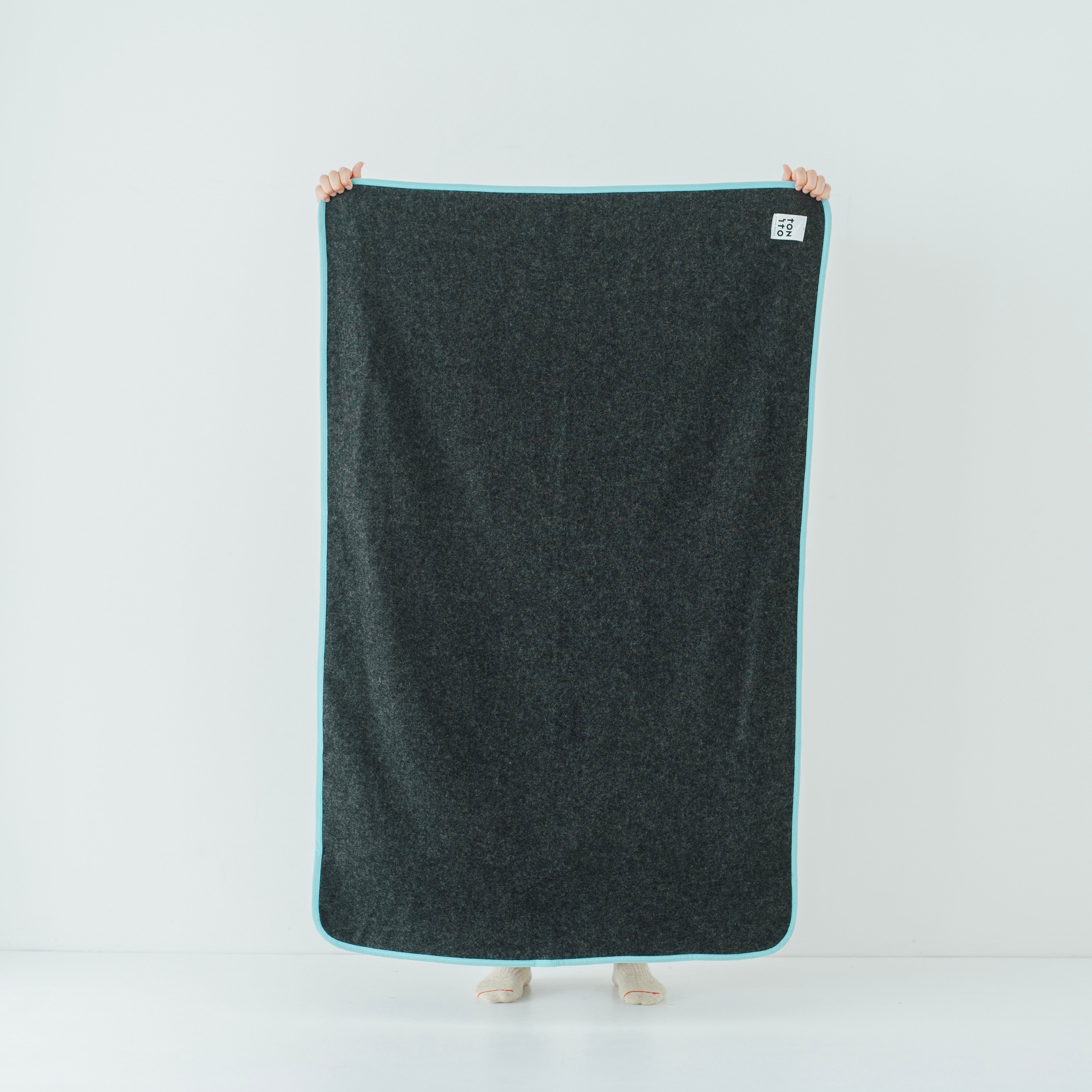 TONITO 100×150 PIPING BLANKET