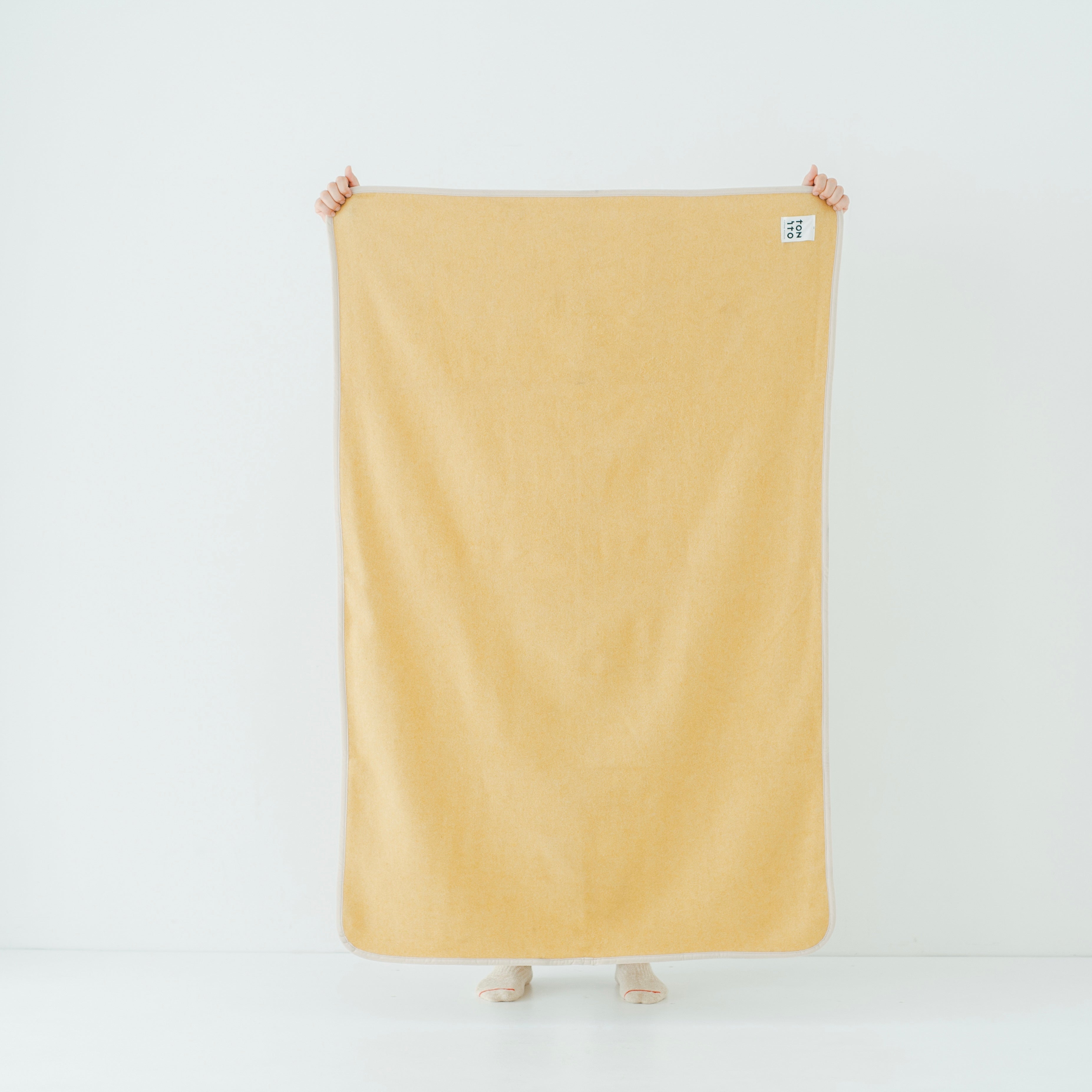 TONITO 100×150 PIPING BLANKET