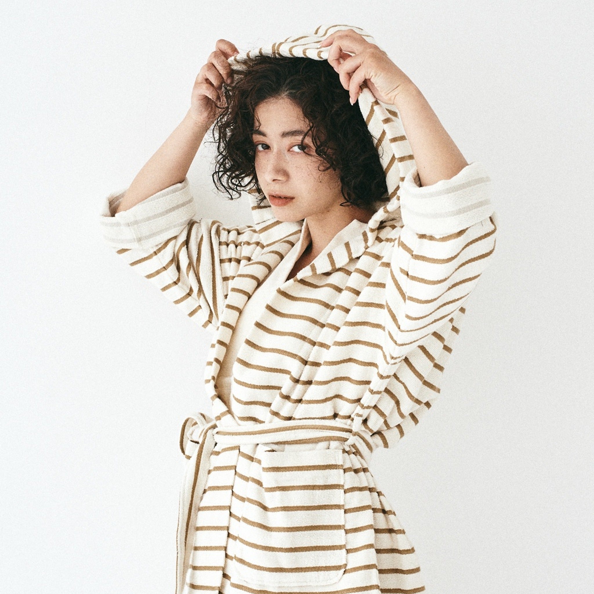 Pile Border Hoodie Gown