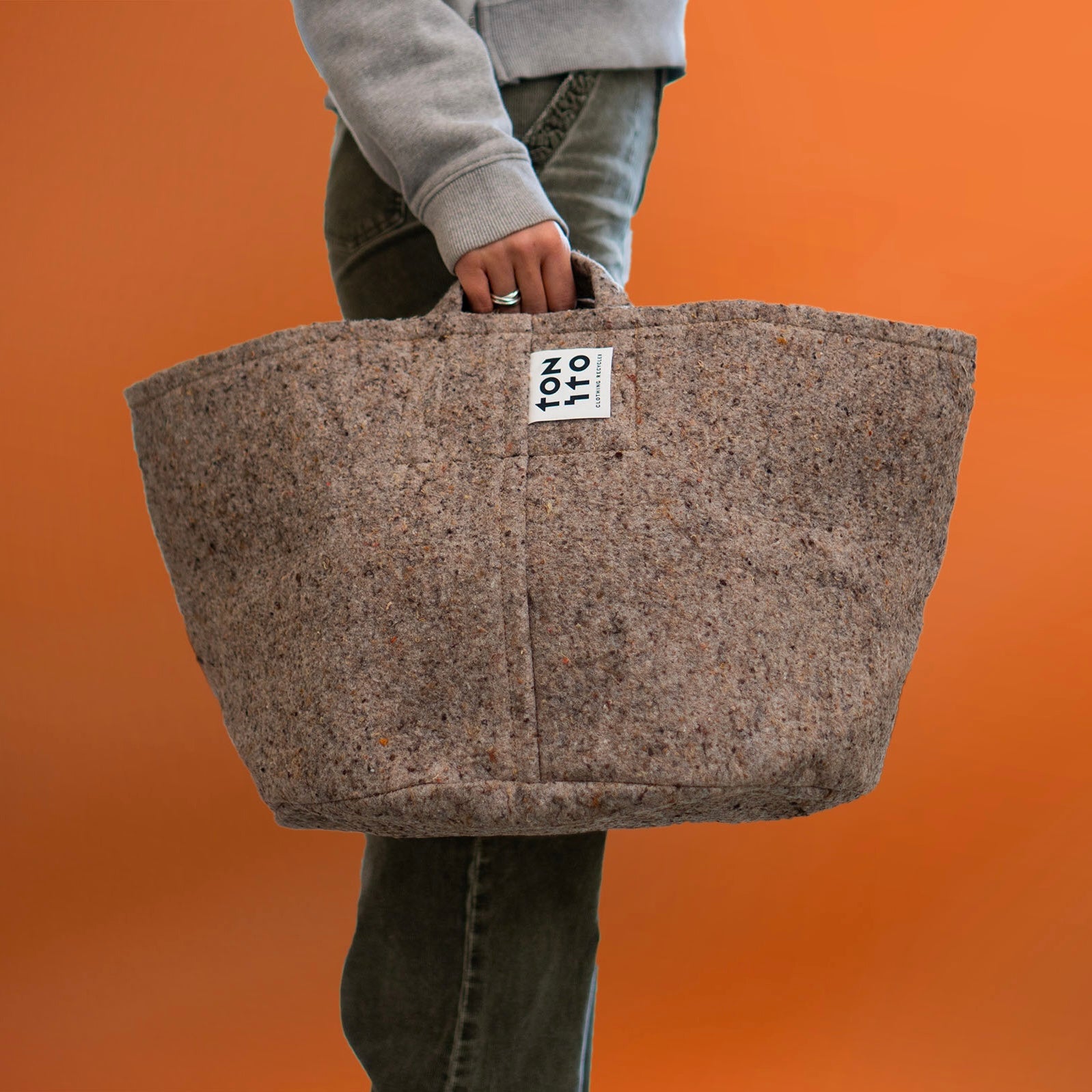 TONITO FELT POT TOTE - L