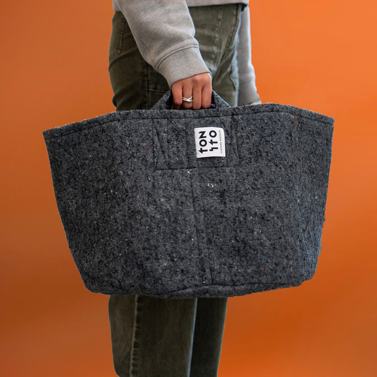 TONITO FELT POT TOTE - L