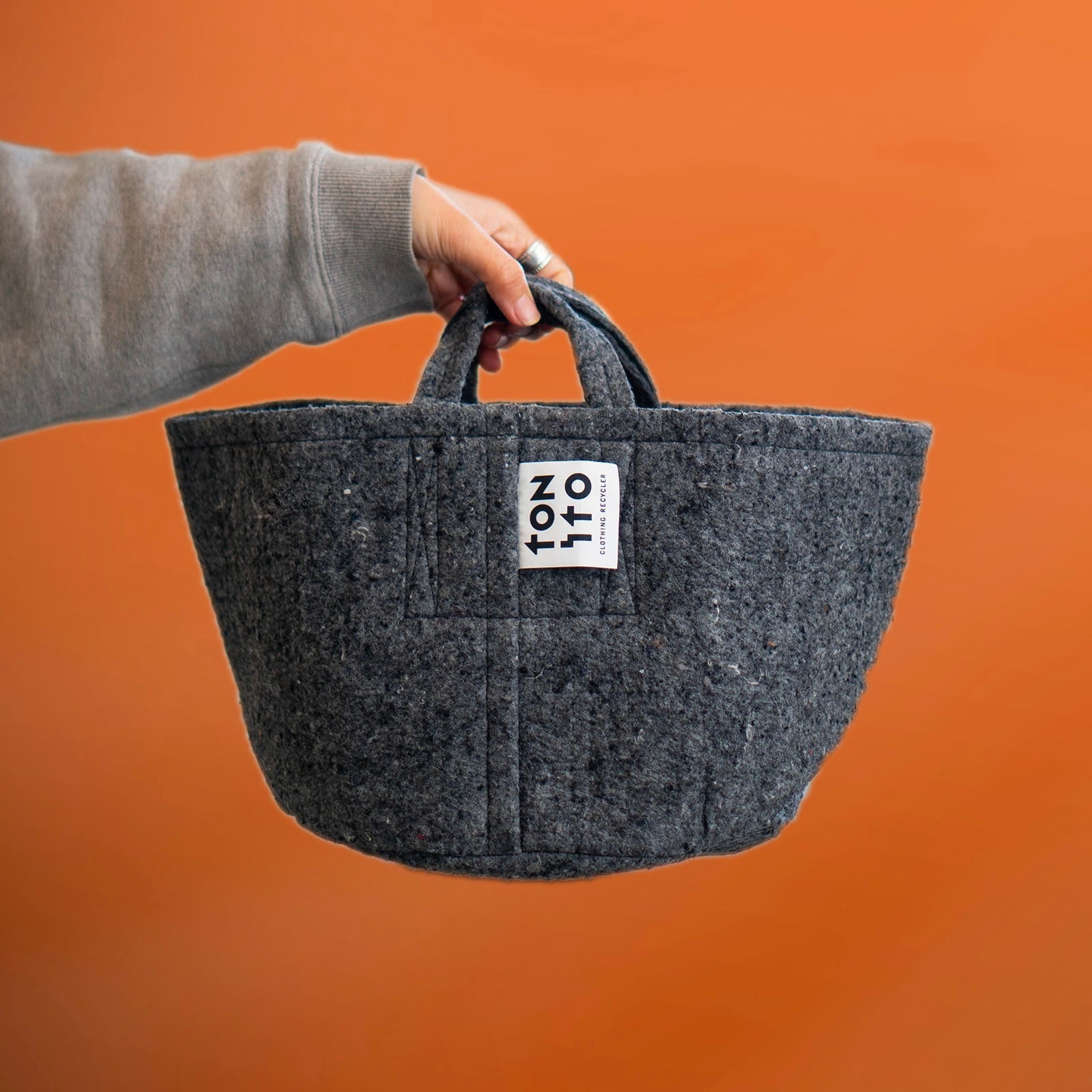 TONITO FELT POT TOTE -M